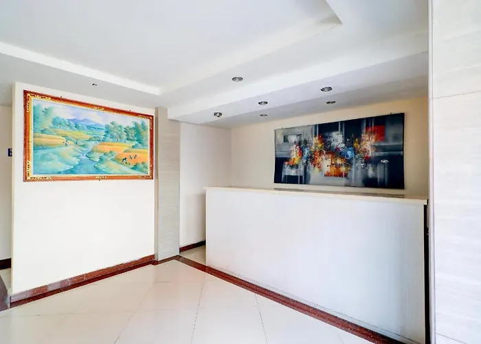 Collection O Near Bajra Sandi Monumen Formerly Grand Puri Ayu Hotel