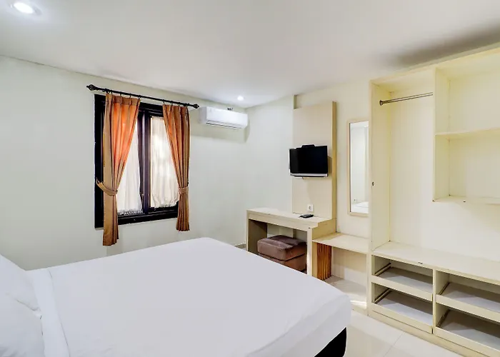 Hotel Collection O Near Bajra Sandi Monumen Formerly Grand Puri Ayu 3*